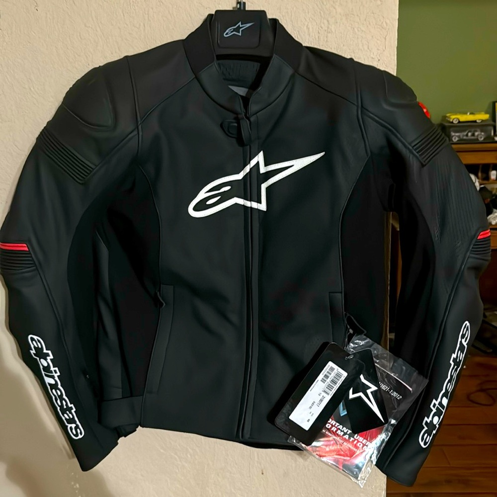 Brand new with tags Alpinestars race jacket